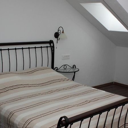 Apartments Vila Oksana Mimice Rom bilde