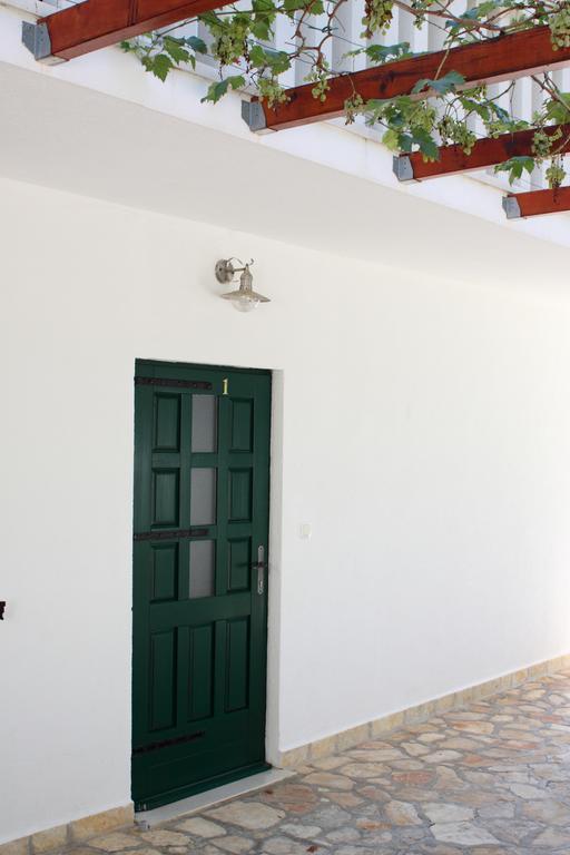 Apartments Vila Oksana Mimice Rom bilde